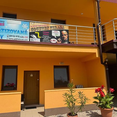 Apartmany Hawaii Патинце Экстерьер фото