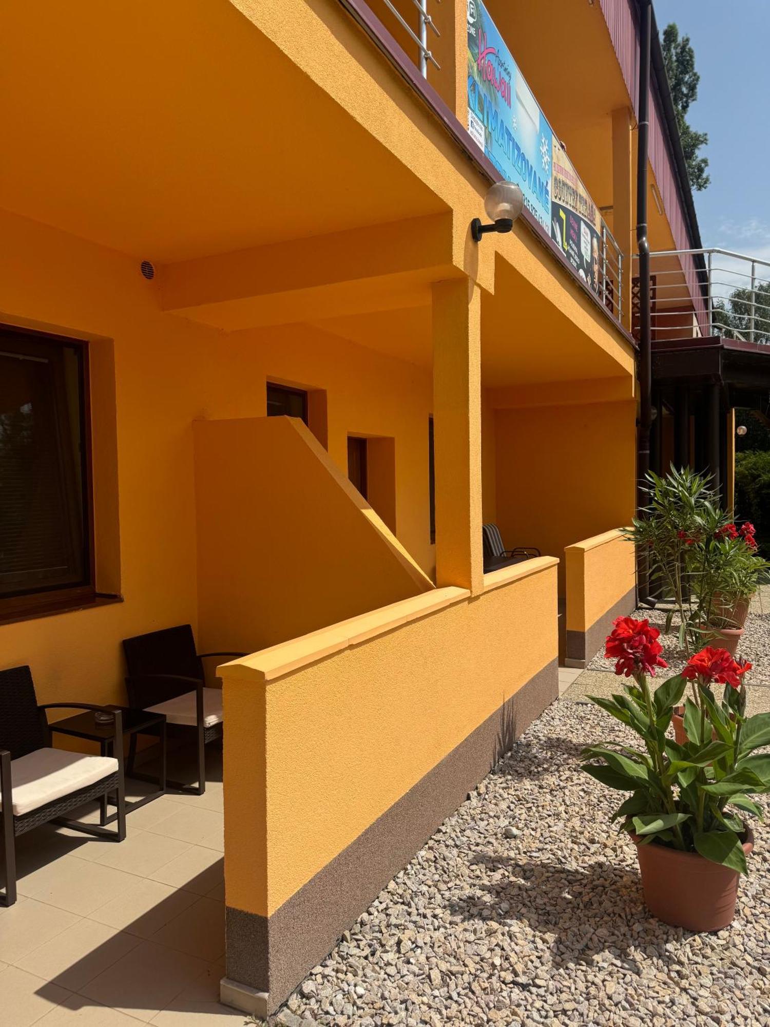 Apartmany Hawaii Патинце Экстерьер фото